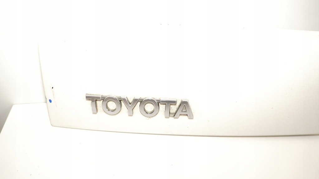 фото №8, Накладка крышки задняя ручка toyota prius iii 3 09-11r 070