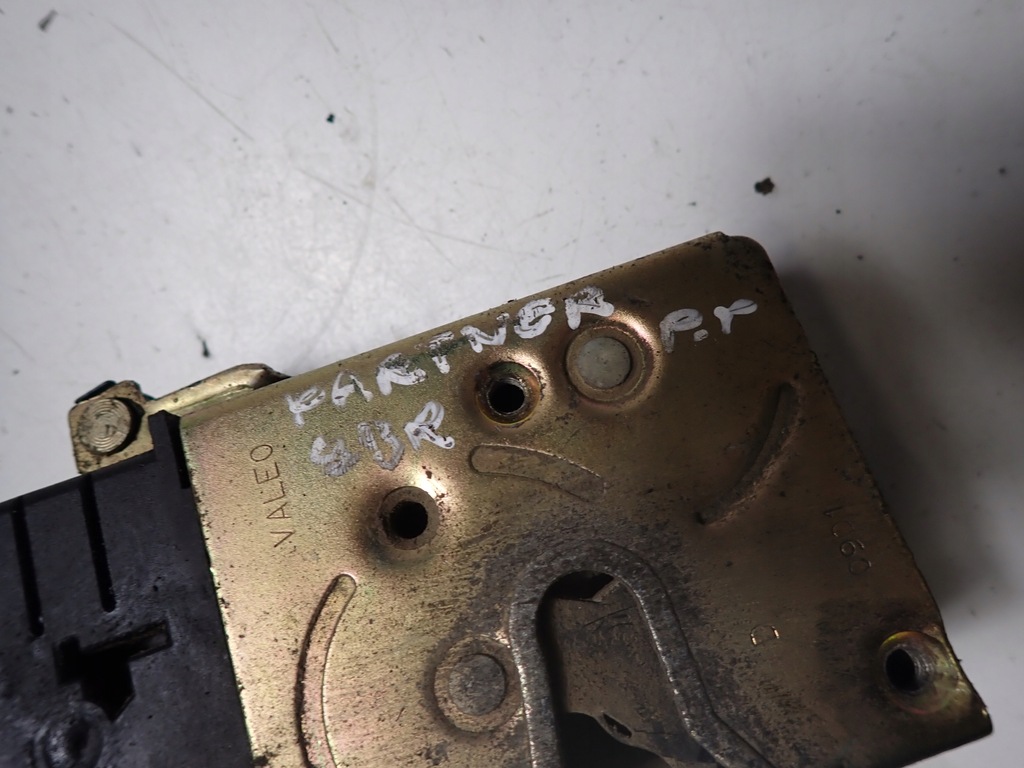 фото №7, Замок дверь передний правый peugeot partner 01r 6pin