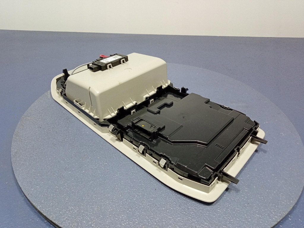 фото №9, Skoda octavia iv ліхтарі стельовий бардачок na накладки на фари 5e3959561