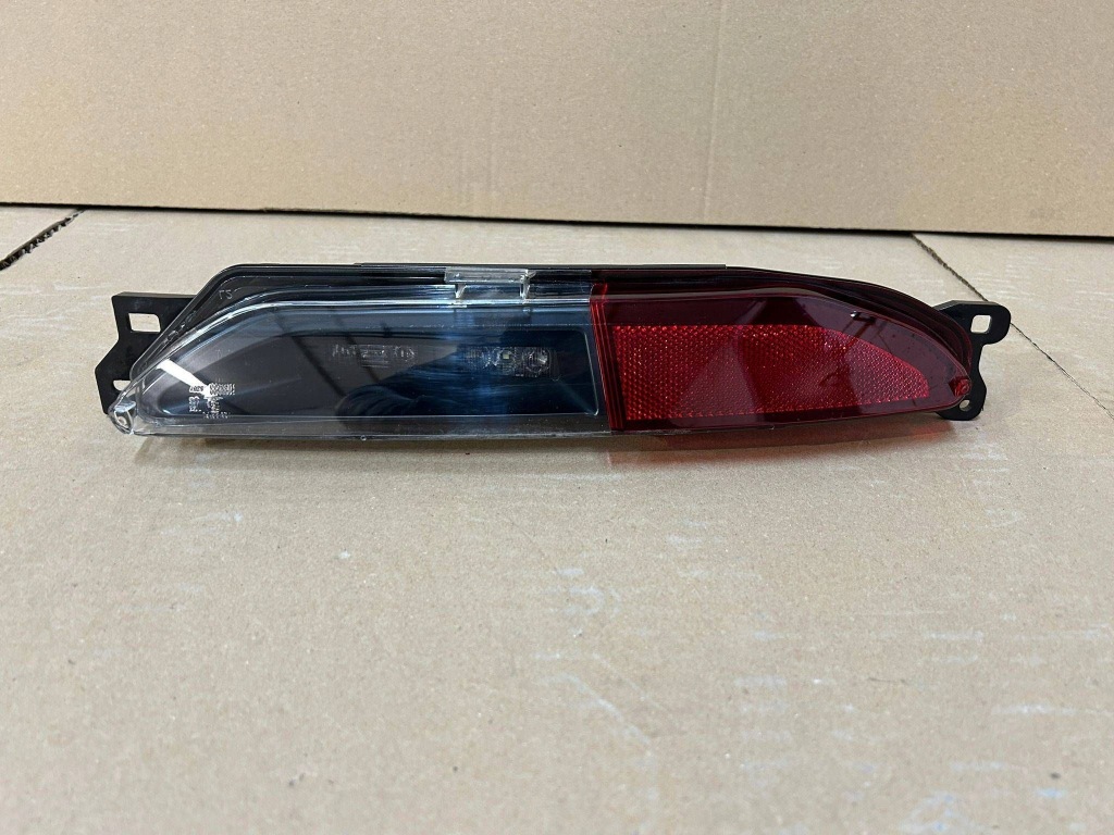 фото №1, Лампа бампера заднього ліва renault megane v e-tech 265802052r