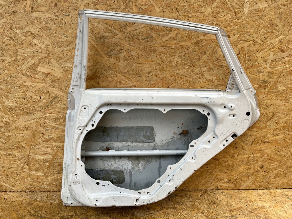 фото №14, Hyundai i40 i-40 kombi дверь задние задняя правое