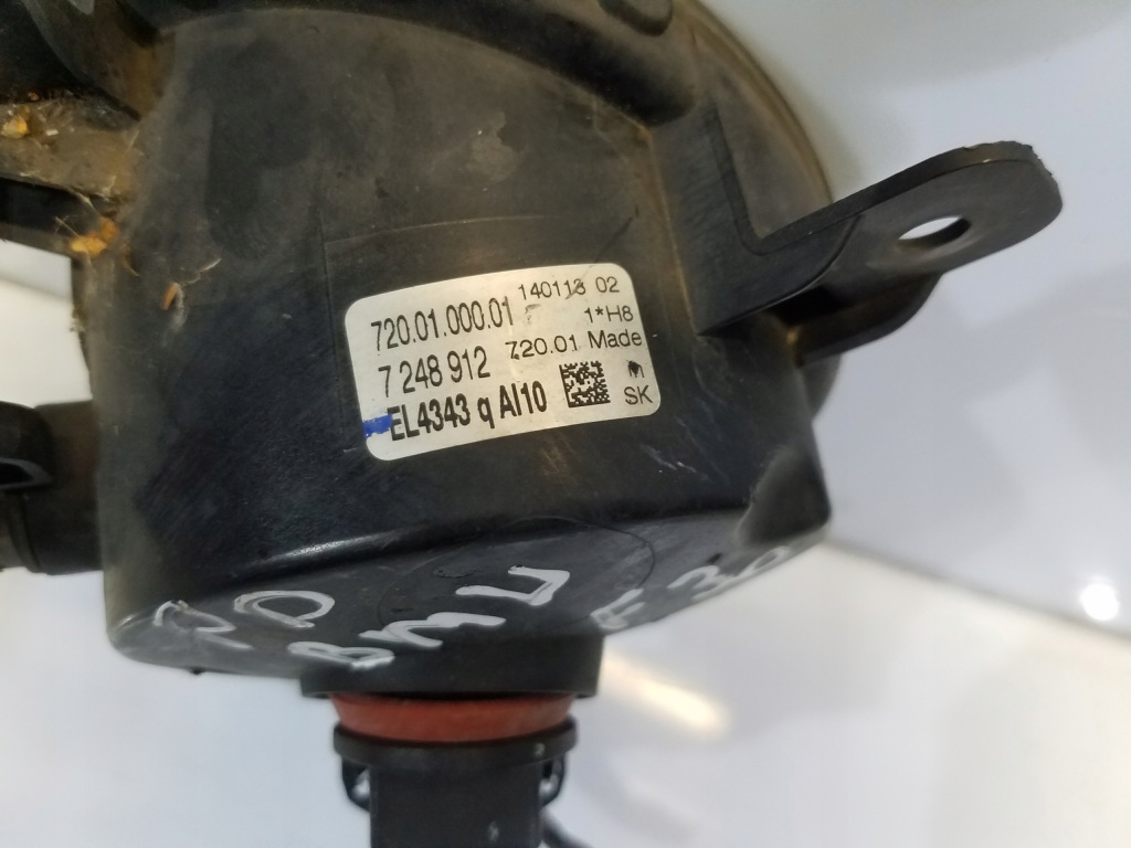 Противотуманная фара перед bmw 3 f30 f31 с Разборки