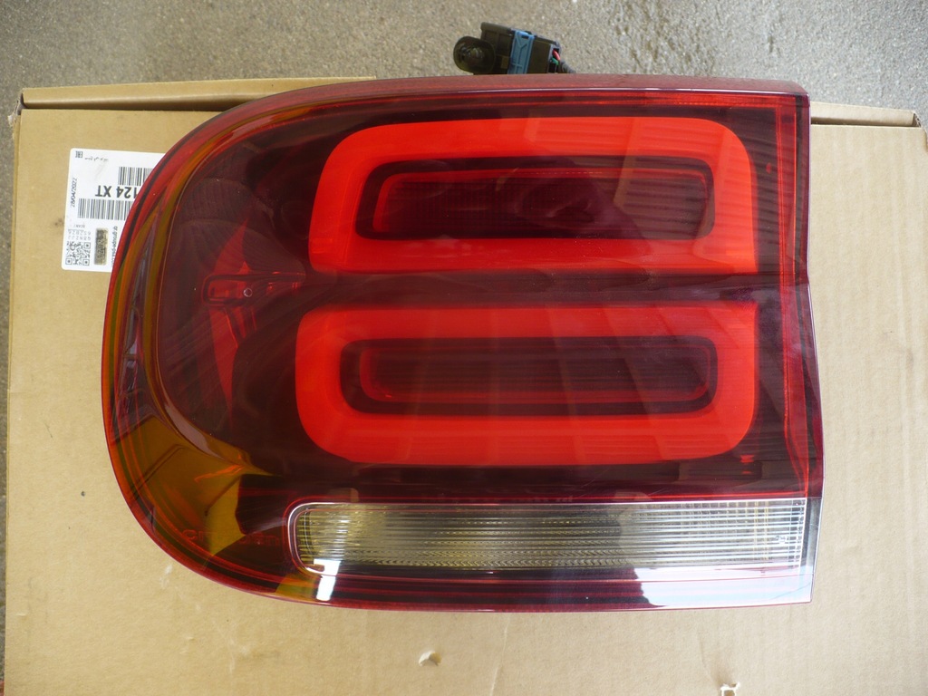 фото №1, Лампа задняя citroen c5 aircross 9816931980