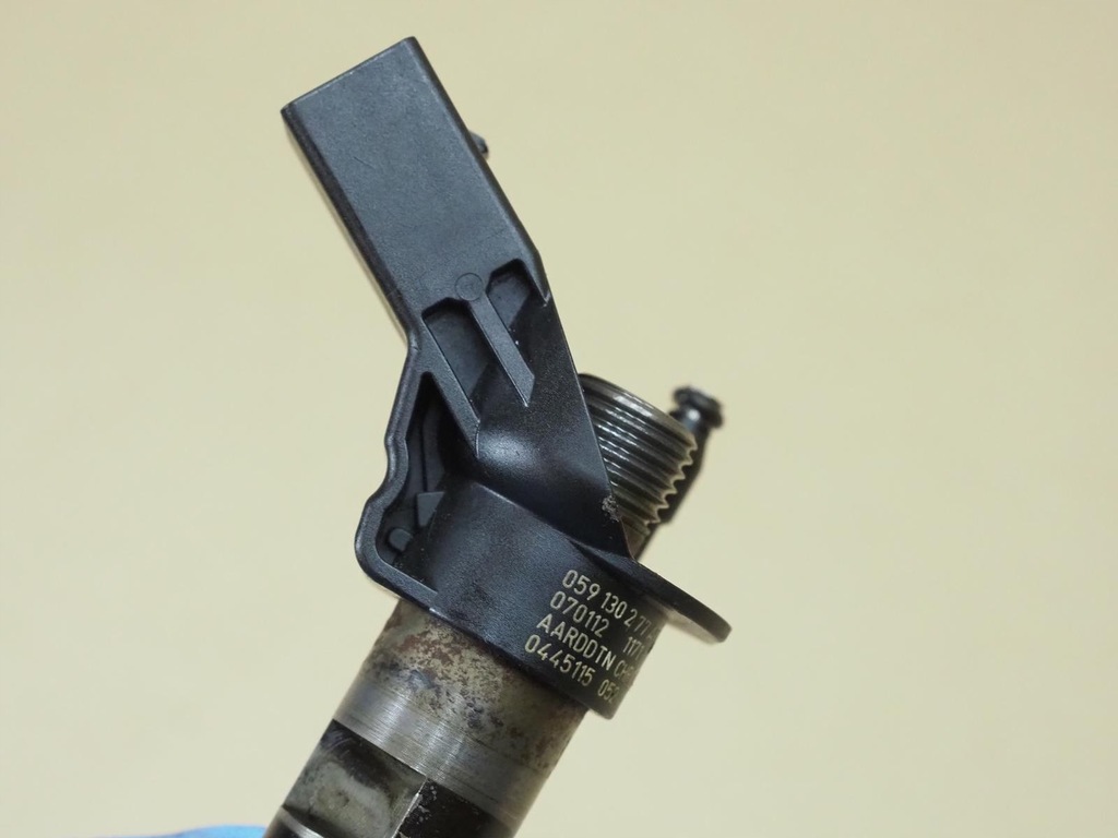 фото №12, Форсунка audi a6 c6 audi q7 4l 3.0 tdi 059130277ah