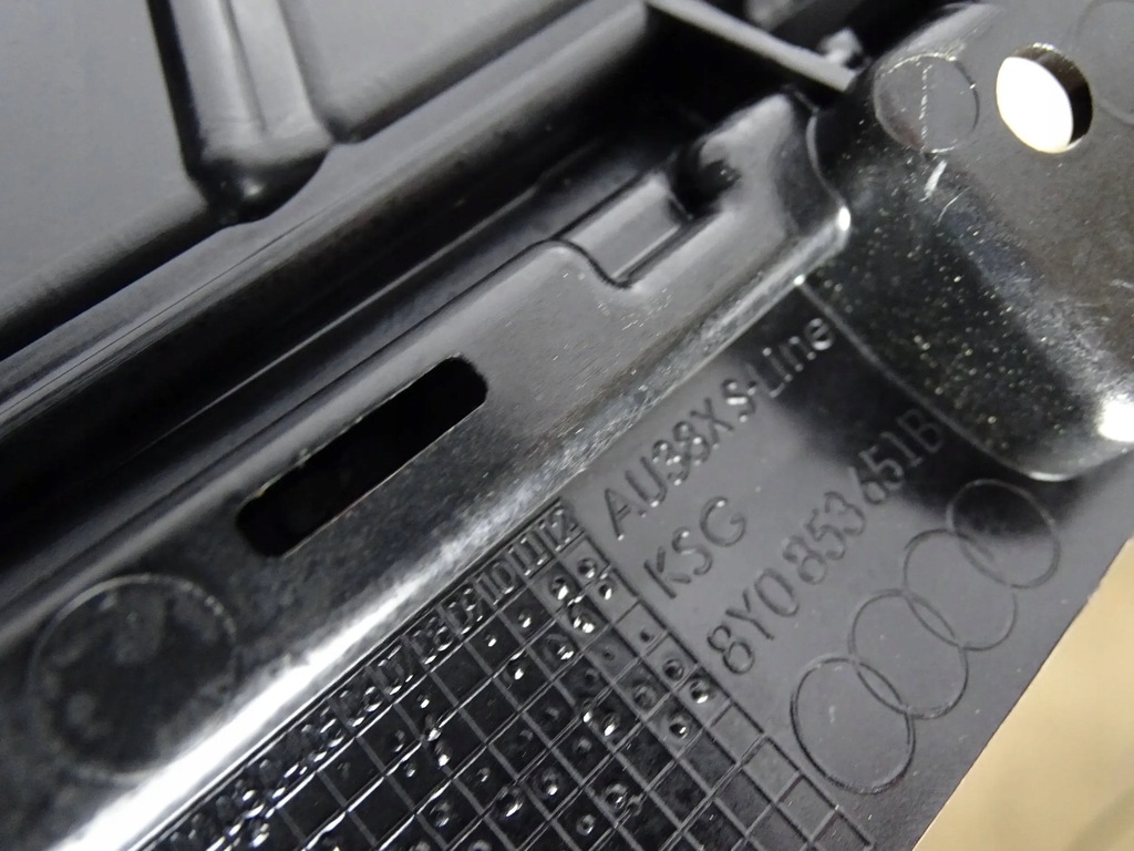 фото №8, Решётка радиатора решётка радиатора audi a3 8y s-line 8y0853651b новый оригинал audi оригинальный номер