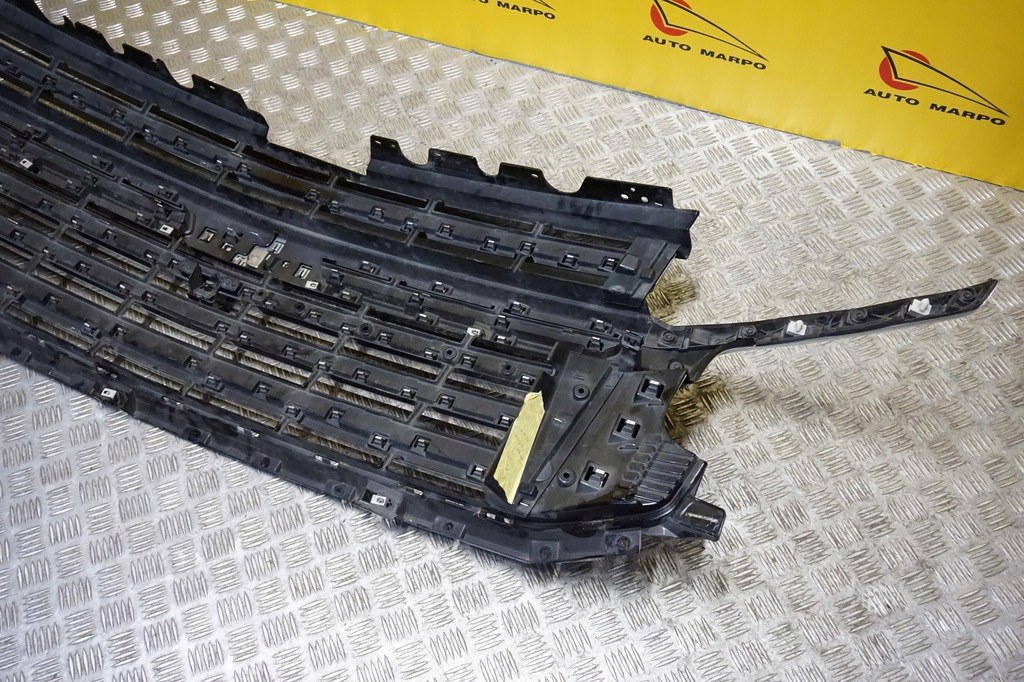 фото №10, Chevrolet suburban tahoe 2021 - 2023 решётка радиатора перед решётка радиатора хром камера usa