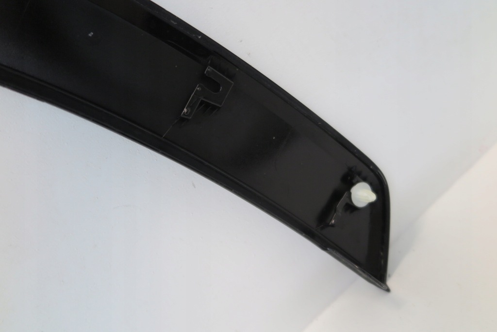 Молдинг накладка накладка крила правий перед toyota rav4 v 75601-42170 в Україні