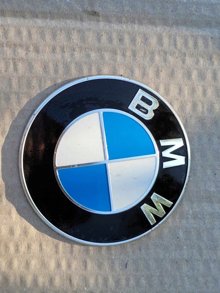 фото №1, Bmw 3 e90 lift значок logo емблема кришки