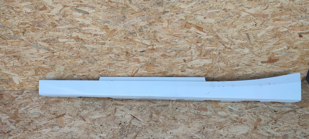 фото №1, Bmw f21 f22 f23 порог накладка порог молдинг оригинал alpinweiss iii