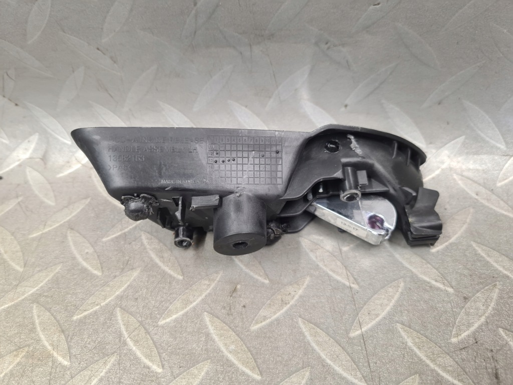 Ручка внутренняя дверь передняя левая перед хром opel mokka оригинал Оригинал