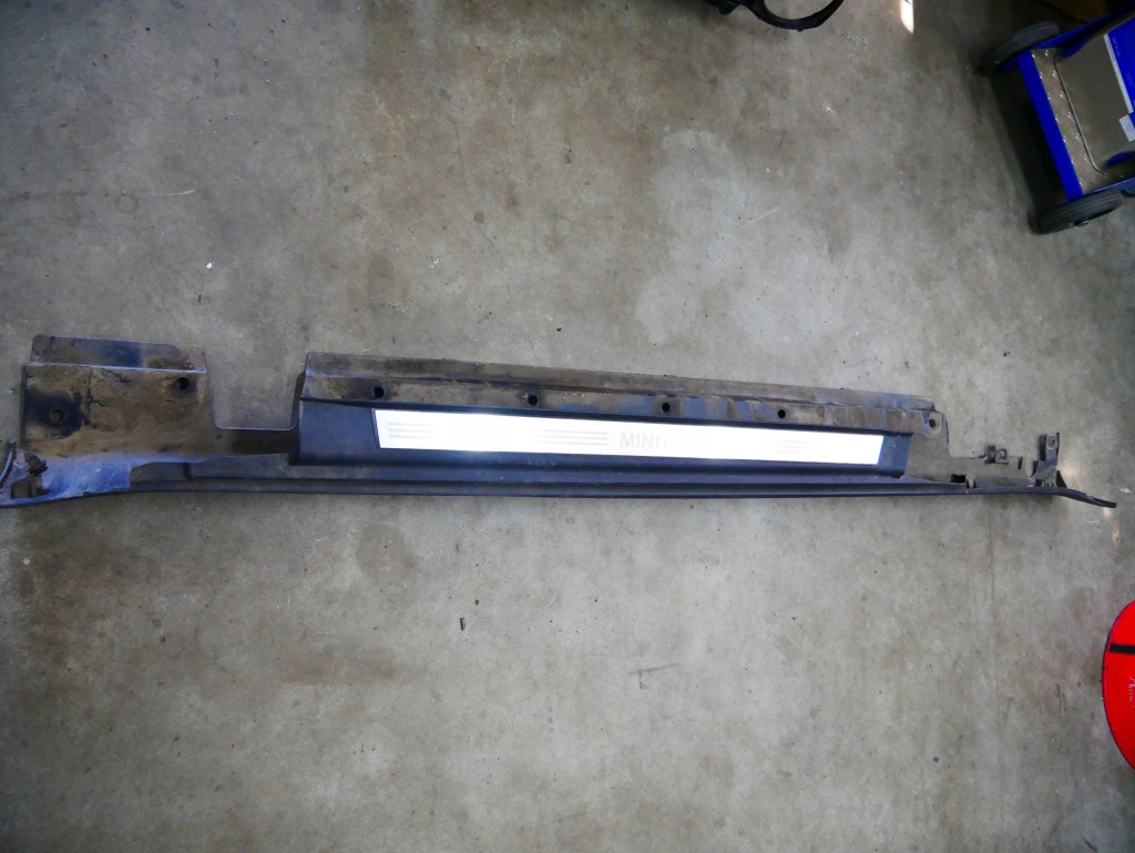 Mini r56 r57 r58 r59 поріг правий накладка поріг поріг ліва 7147915 Ціна