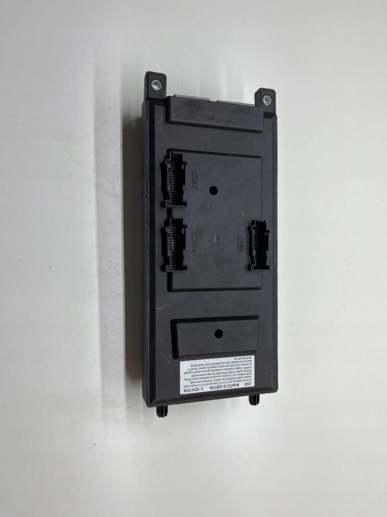 Land rover discovery 4 - lr4 2012 коробка предохранителей 004716457 Цена