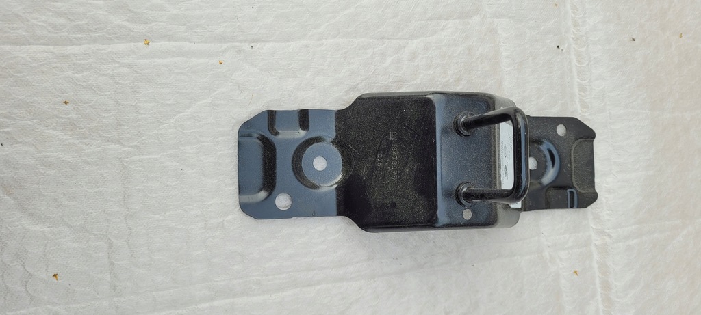 фото №1, Opel crossland x крепление засов капот 13478976 p-ń