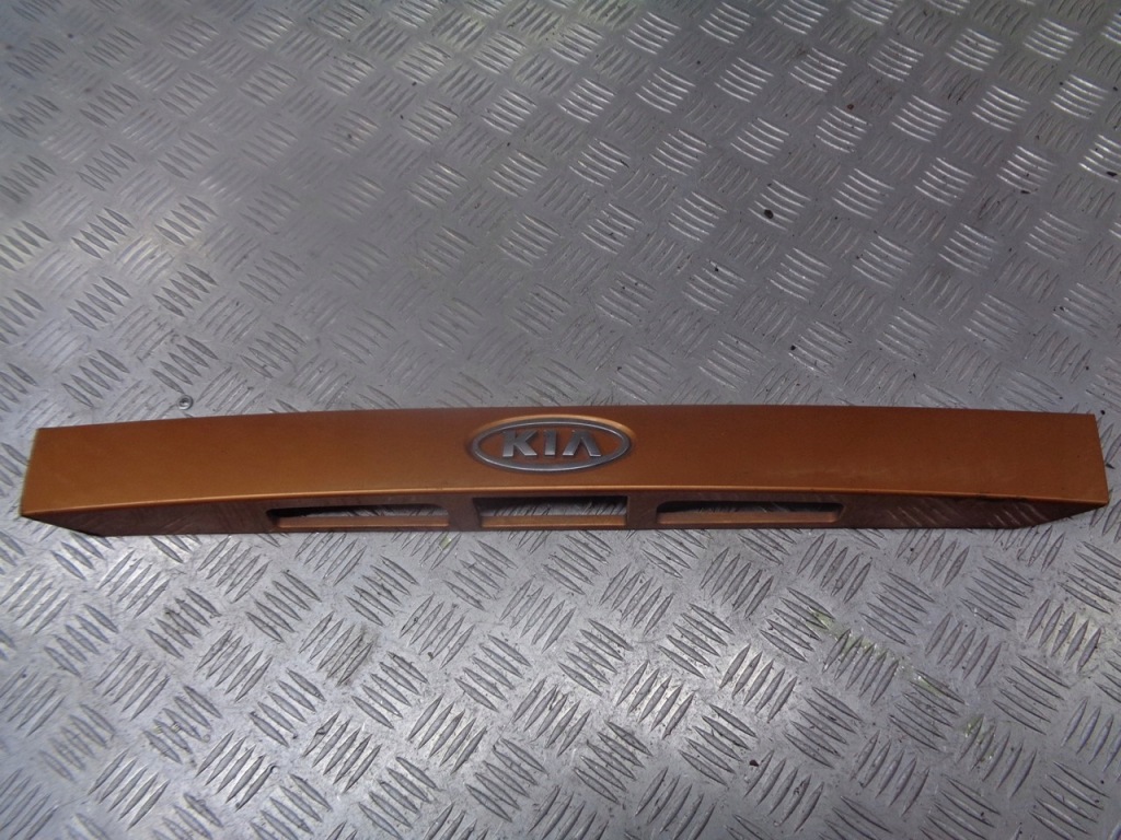 фото №1, Накладка крышки багажника kia picanto i o3