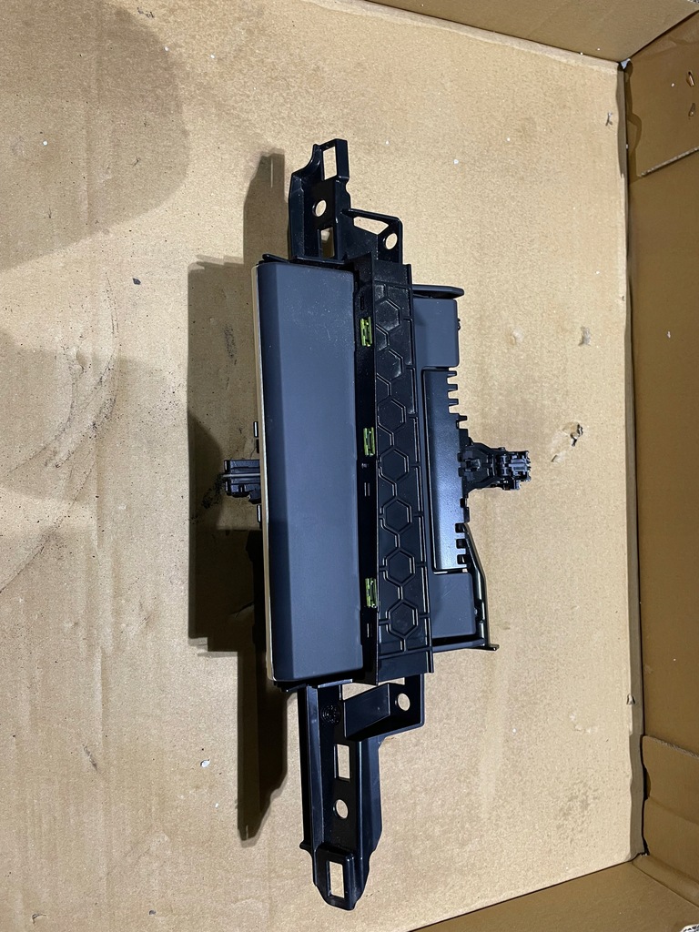 фото №1, Audi a6 c7 a7 4g подъемник дисплей lcd