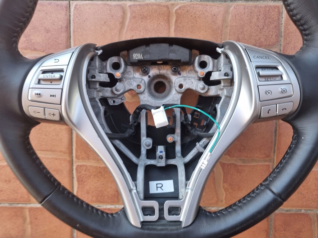 фото №7, Nissan x-trail t32 qashqai ii воздуховод кожаный