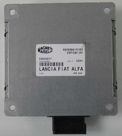 Купити Alfa romeo mito 11 r блок керування радіо