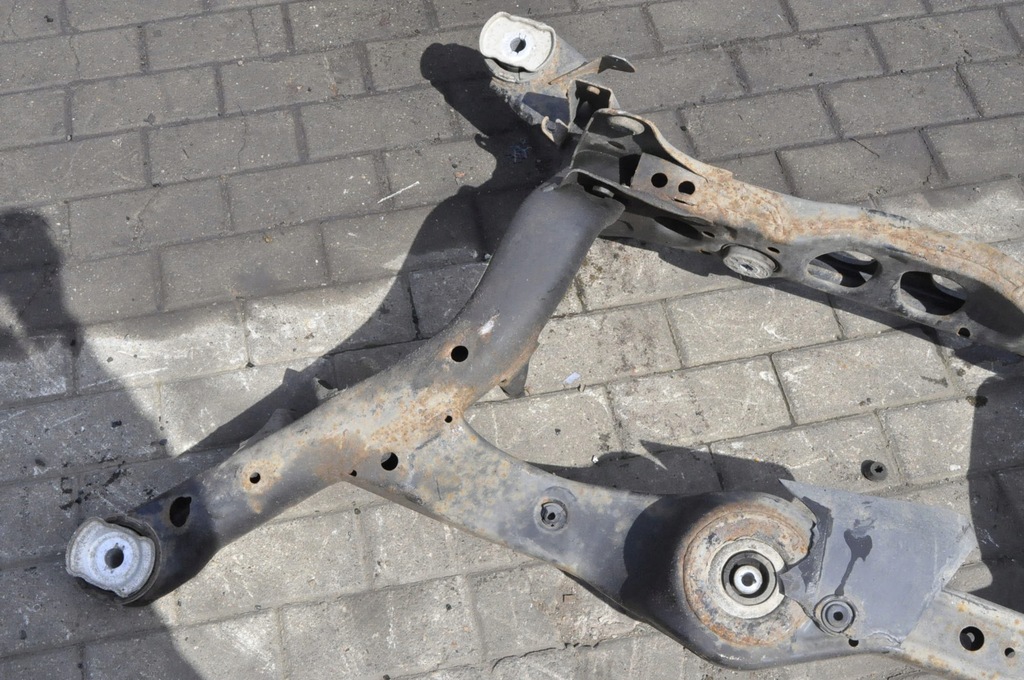 фото №11, Porsche macan 3.6 подрамник подвеска задняя 95b505235d