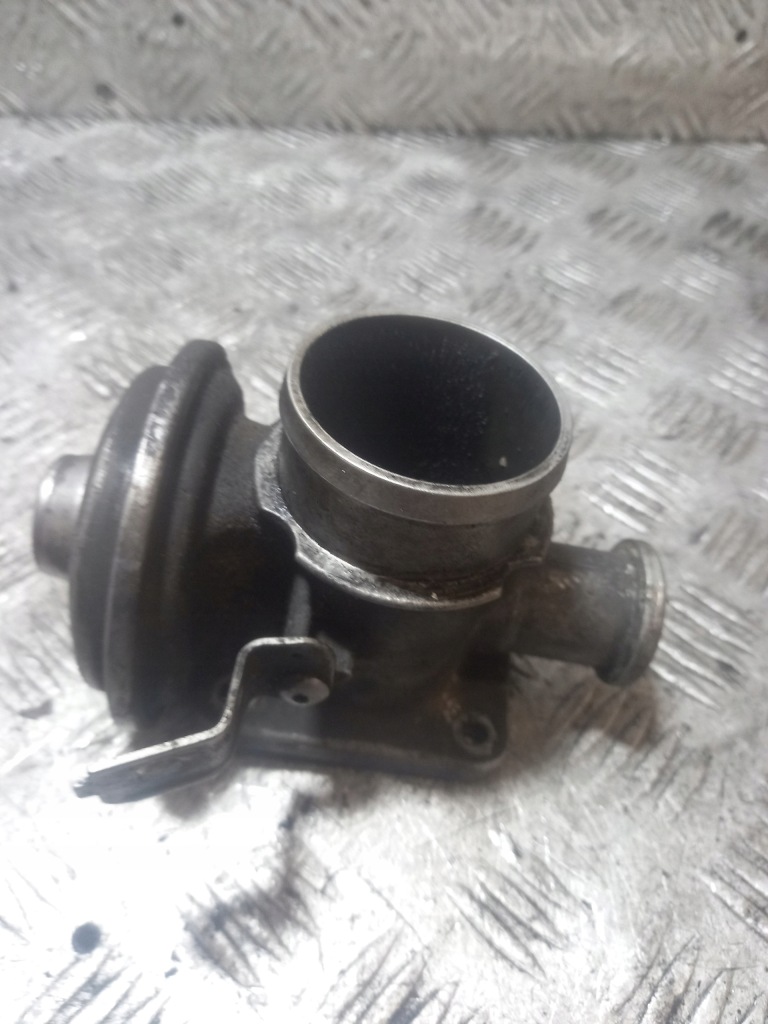 Клапан egr bmw e46 Недорого