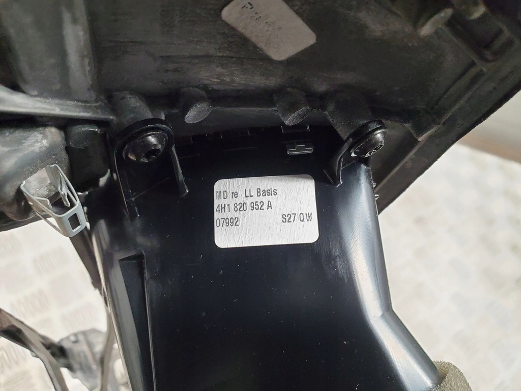 фото №8, Audi a8 s8 d4 4h 2013 з передній рамка бардачка панелі приладової панелі