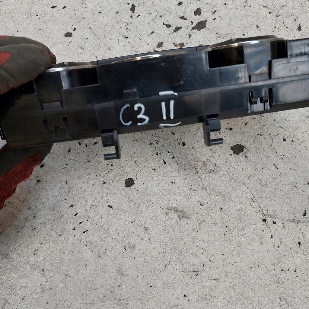 фото №14, Citroen c3 ii панель обдув кондиціонера 400018001 96831720xt