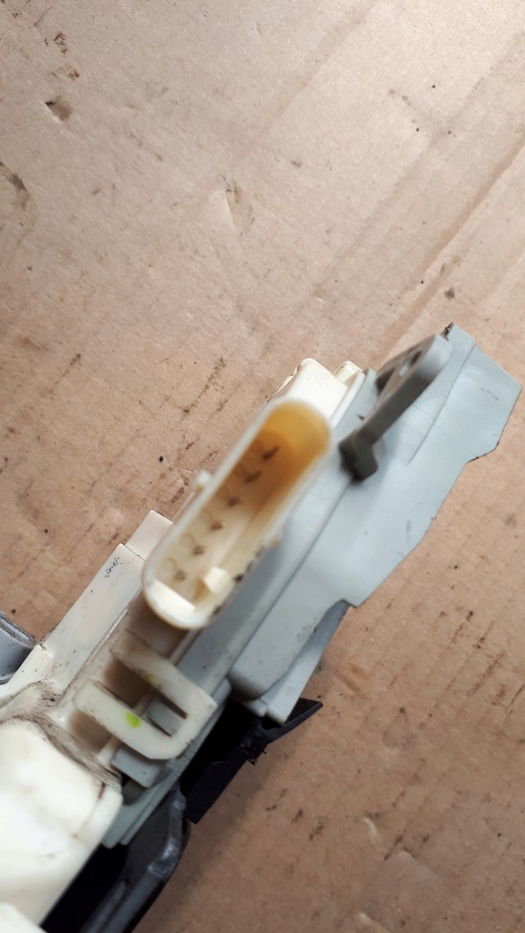 фото №6, A4 b8 s4 замок дверь правый задняя задний 8k0839016c 6pin