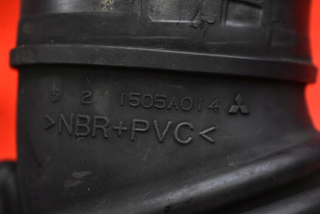 фото №8, Шланг трубка впуску повітря 1505a014 mitsubishi grandis 2.0 di-d 134 km
