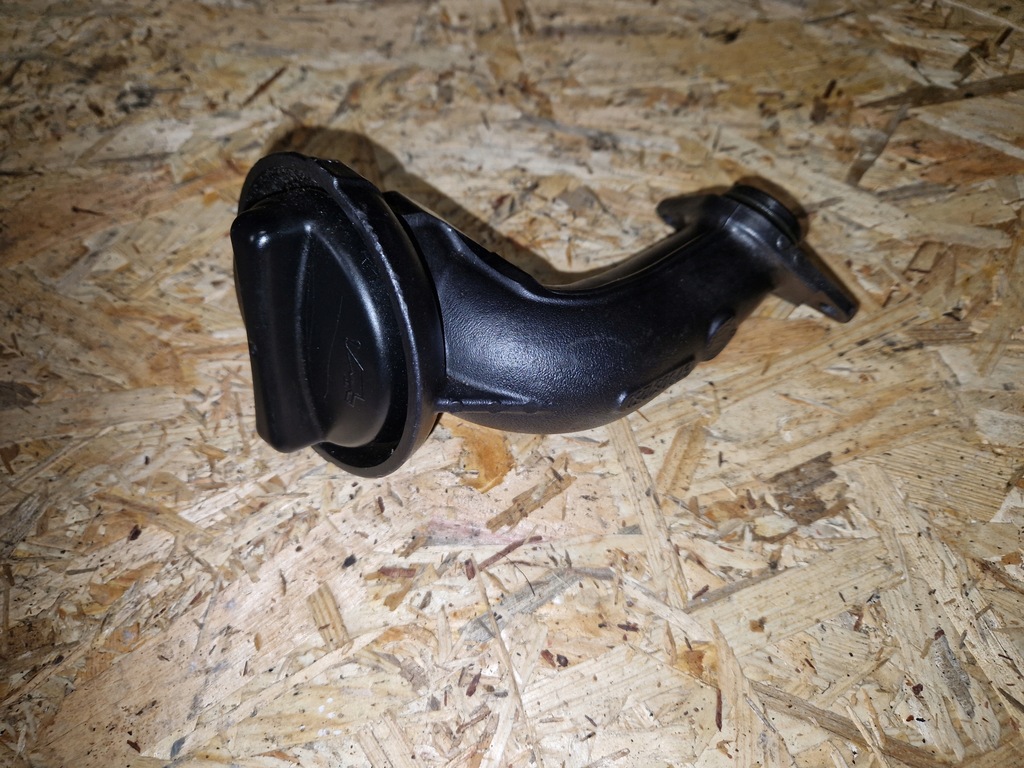 фото №1, Крышка заливной масла alfa romeo stelvio 2.9q 670051250