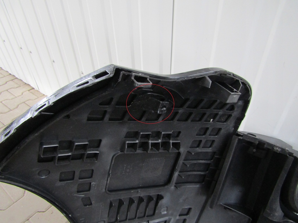 фото №9, Бампер задня задній citroen c6 05-12