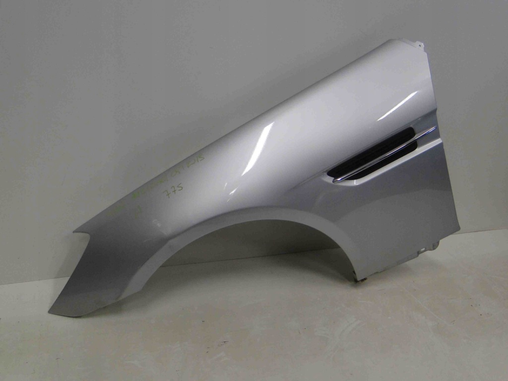 фото №4, Mercedes slc r172 крыло передний левый 172