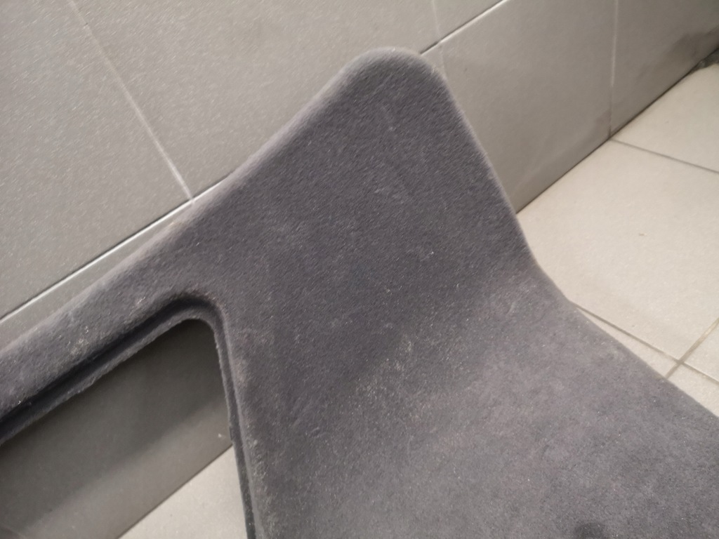 фото №6, Оббивка кришки багажника audi a8 d3 4e0867975j