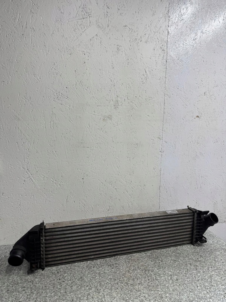 Радиатор воздуха интеркулер volvo v40 2 2012-2018r 1.6 d 31319168 Недорого
