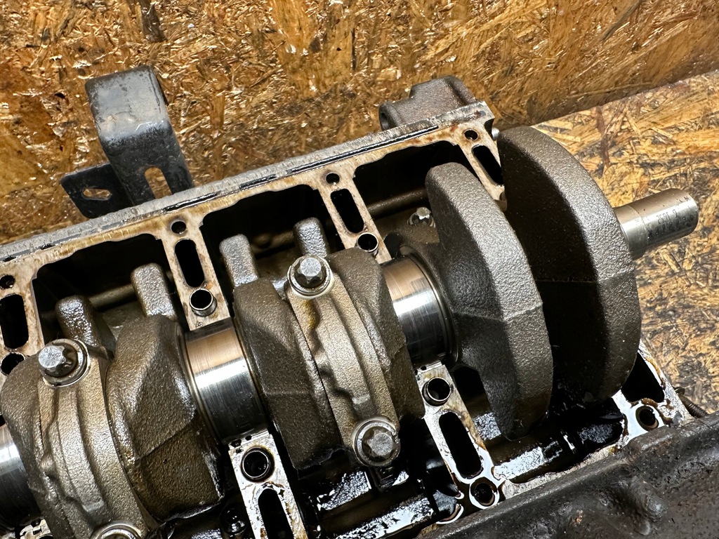 фото №7, Блок двигуна dół wał поршні opel astra j a14nel a14net