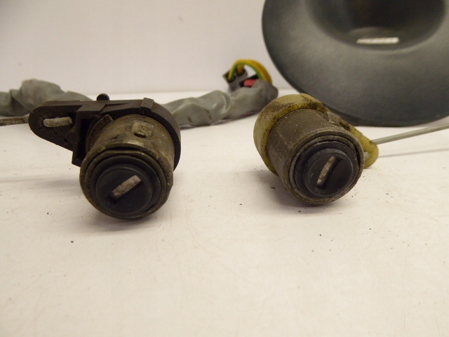 фото №3, Kangoo i 98- замок запалювання вкладиші кришка 1.9 d