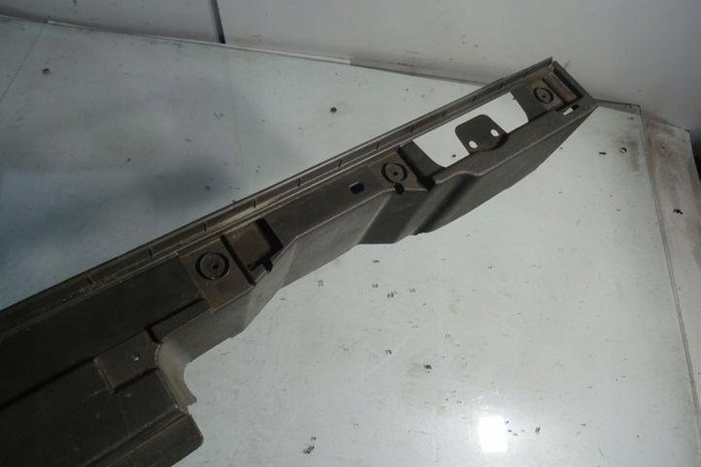 фото №9, Защита замка крышки audi q7 4l 4l0863527 3.0l дизель 171kw 2007