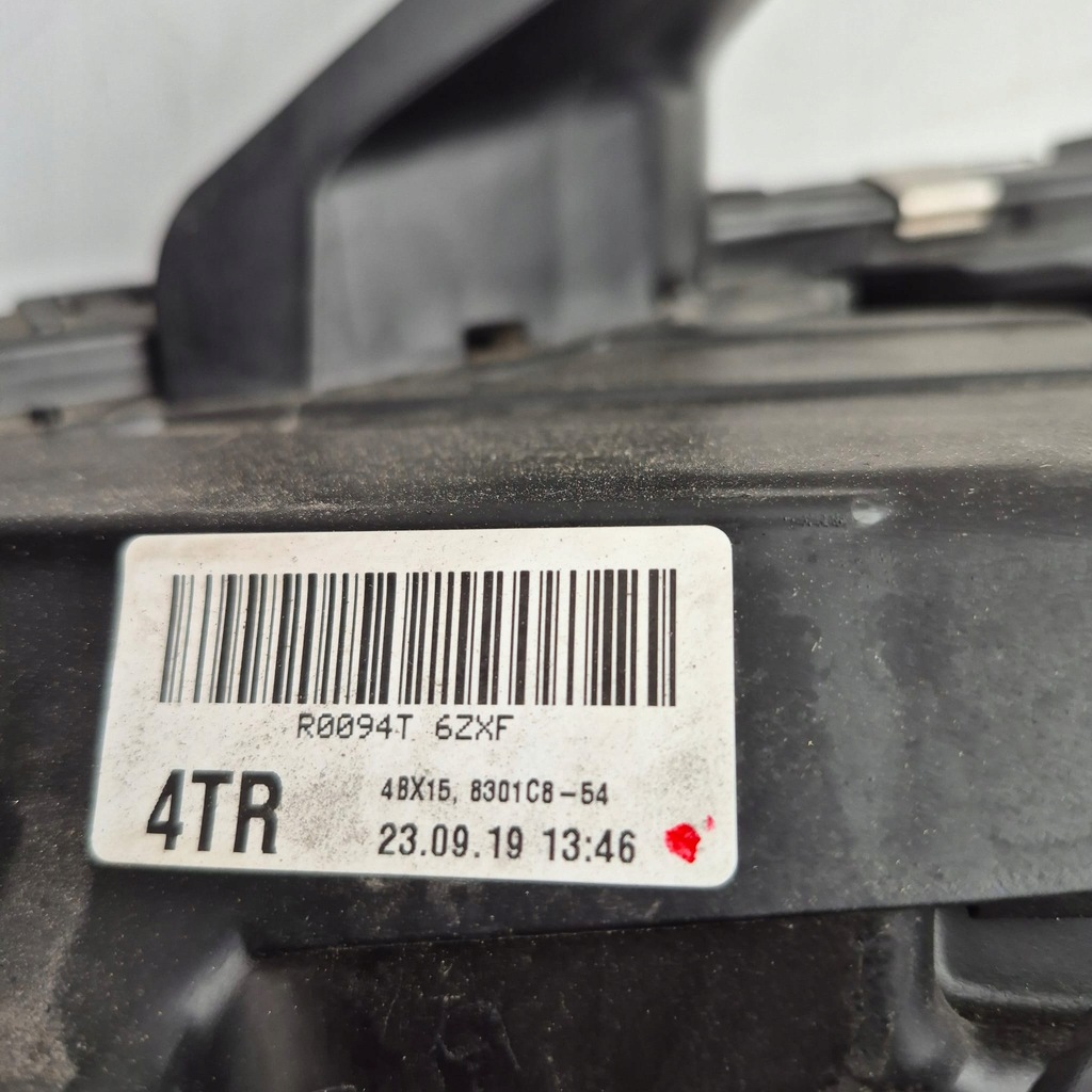 фото №12, Mitsubishi outlander iii lift 15- лампа права перед передня 8301c8-54