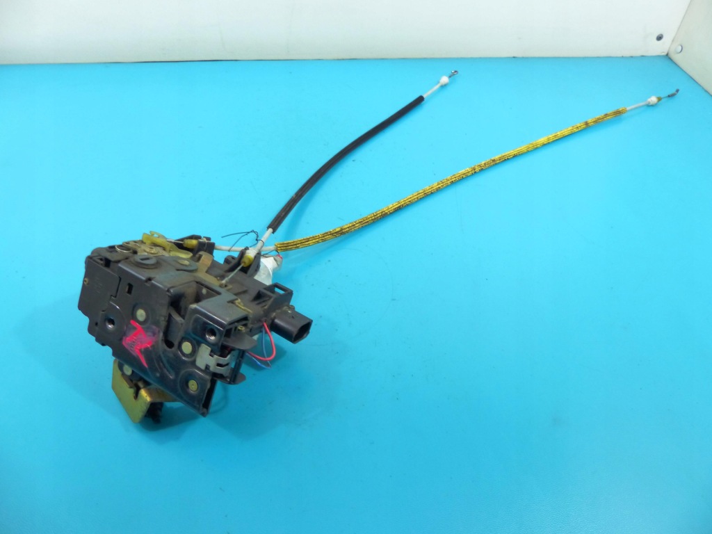 фото №1, Замок задняя левый 7 pin audi a6 c5