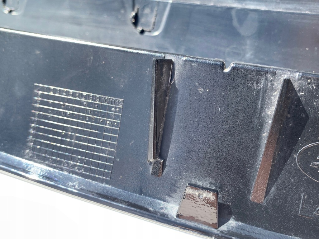 фото №11, Land rover discovery v решітка радіатора решітка радіатора hy32-8200