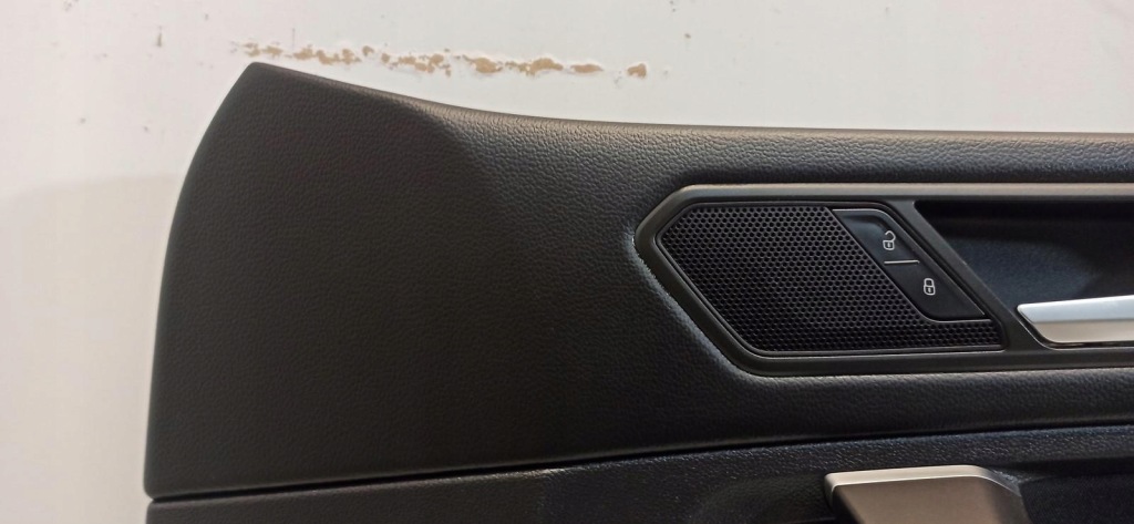 фото №8, Vw tiguan allspace обшивка дверь правый перед