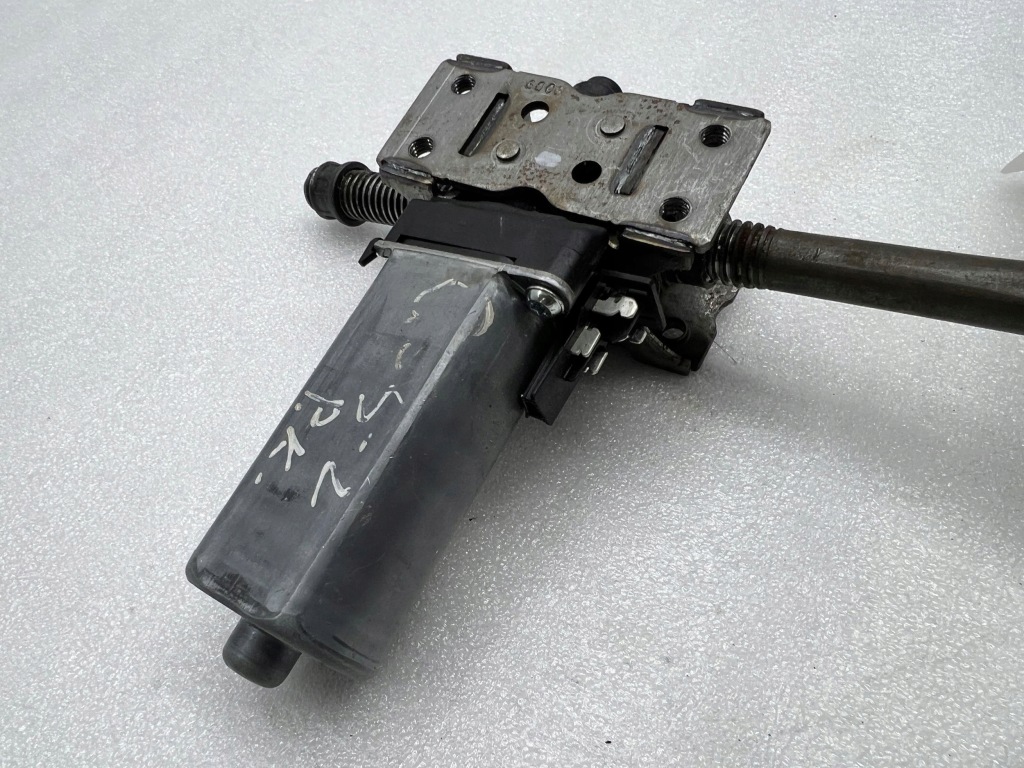 Mercedes-benz gls x166 2017 перед сторона левая моторчик регулировки сиденье Недорого