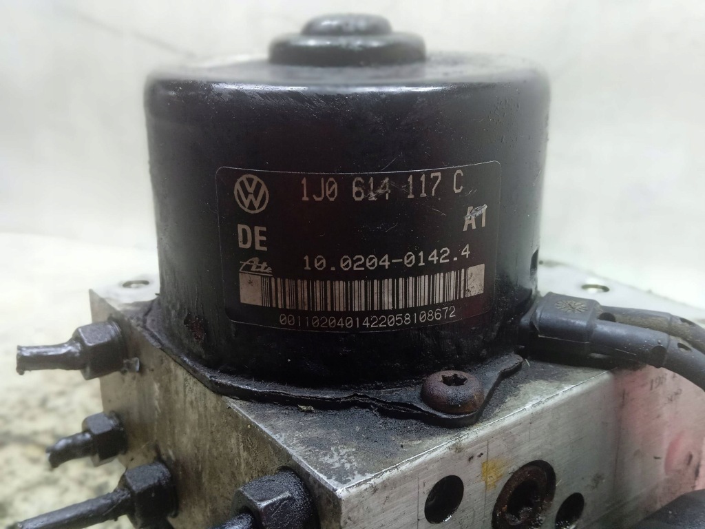 фото №9, Насос тормозная abs 1j0614117c vw golf iv 1.6
