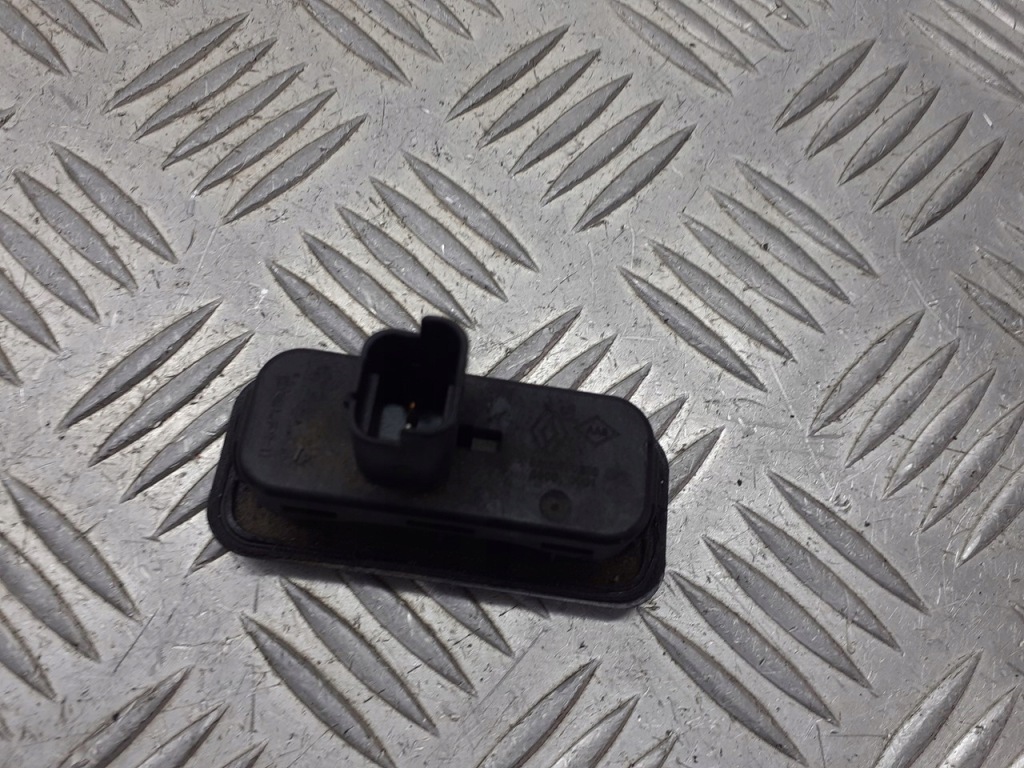 фото №2, Мікровимикач замка кришки renault scenic ii 1.5 dci 8200076256