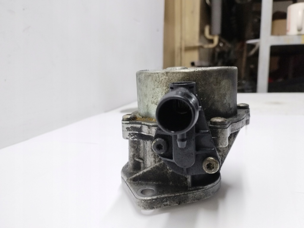 фото №1, Насос вакууму вакуум renault clio 1.5 dci