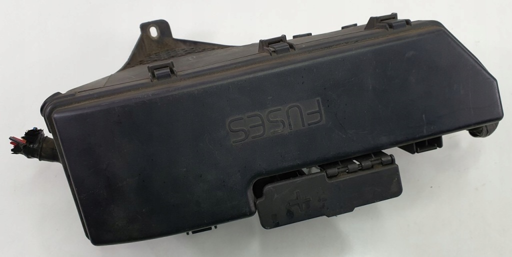 фото №1, Корпус коробка запобіжників volvo 9494210