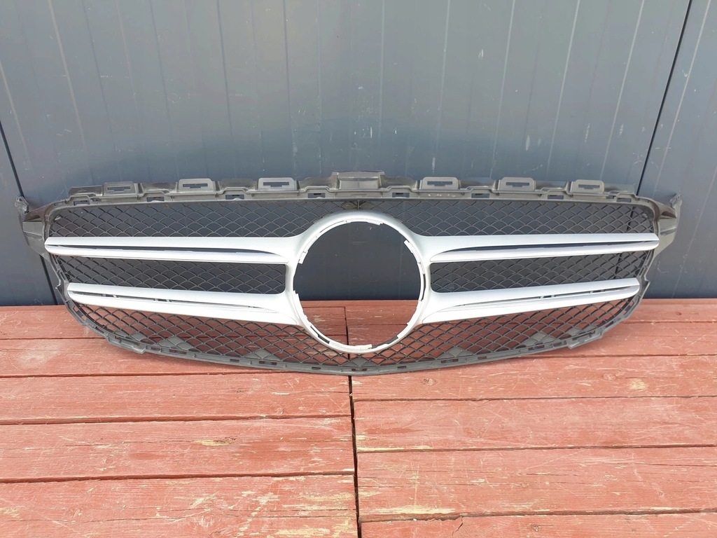 фото №1, Решётка радиатора решётка радиатора mercedes c-klasa w205 2014-