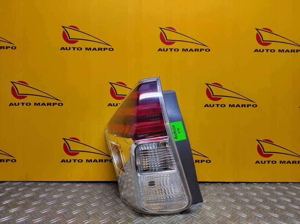 фото №1, Toyota prius plus 2015- лампа задняя левая usa