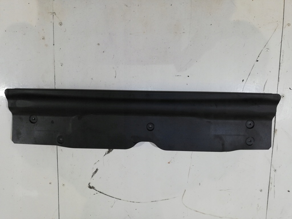 фото №1, Накладка 8v3877156 audi a1