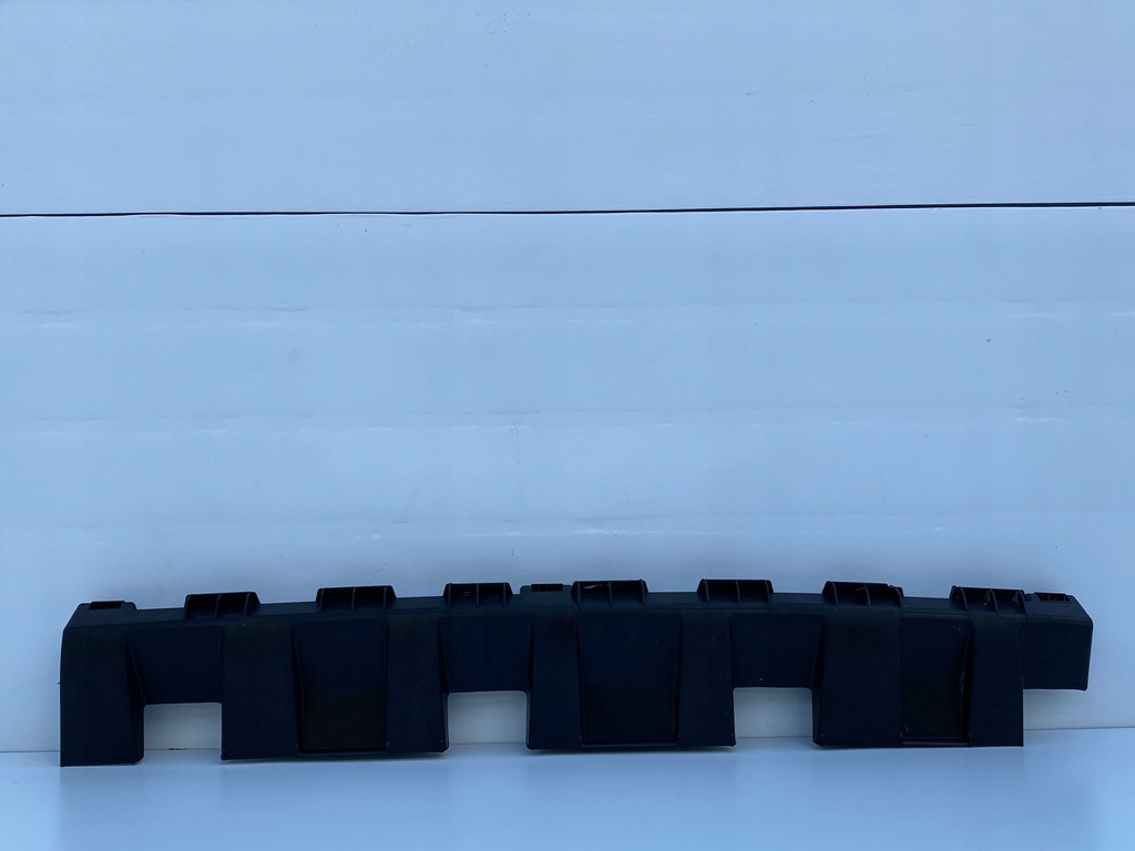 фото №1, Dacia duster ii напрямна кронштейн поріг праве 2017-