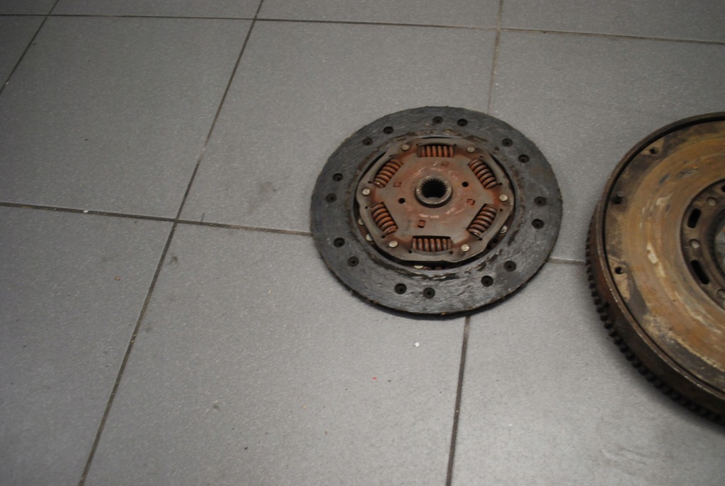 фото №5, Сцепление двухмассовый audi a8 d2 2.5 tdi 059141117e