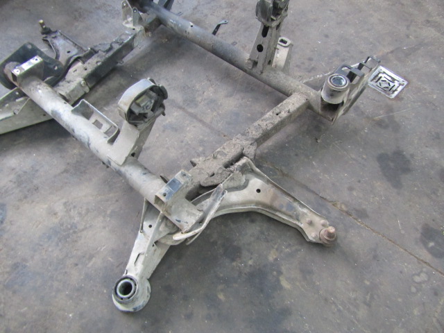 фото №10, Mercedes vito 1 w638 балка підрамник підрамник підвіска перед 2,3d 79km om601942